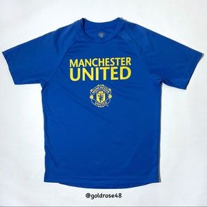 Manchester United blue and yellow short sleeve tee